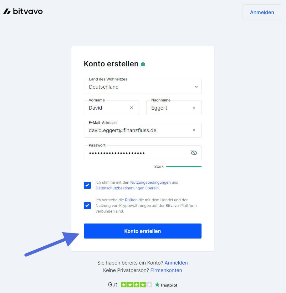Beispiel für die Registrierung bei der Kryptobörse Bitvavo, bei der zunächst nur der Name und eine gültige E-Mail-Adresse erforderlich sind.